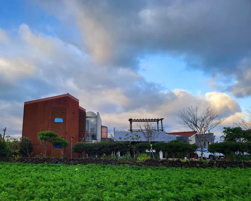 [Gujwa, Jeju] Pyeongdae Sea View Oreum View One Room Stay #201 28