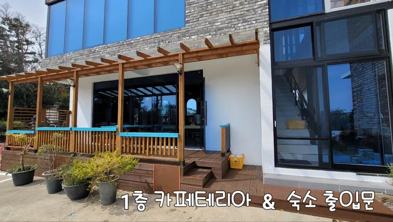 [서귀포 남원][202호] 예쁜정원 쿨조망 테라스 2인스파 복층형 50