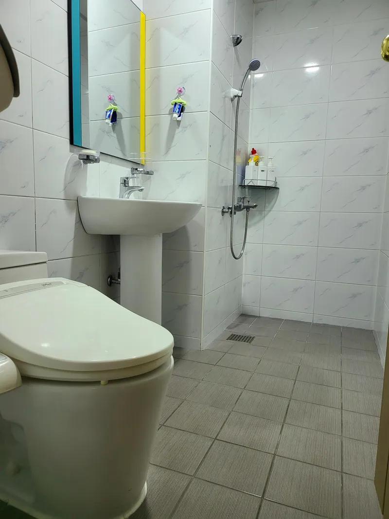 [Gujwa, Jeju] Pyeongdae Sea, Oreum View Spacious One Room Stay #101 7