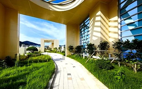 [Yeosu] Newly built top floor front ocean view B 7