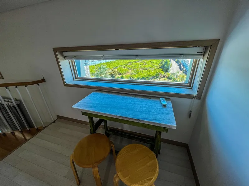 [Namwon, Seogwipo][Room 203] Spacious 2-person spa with cool view terrace and cool duplex 100
