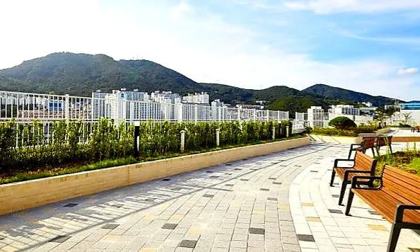 [Yeosu] Newly built top floor front ocean view B 5