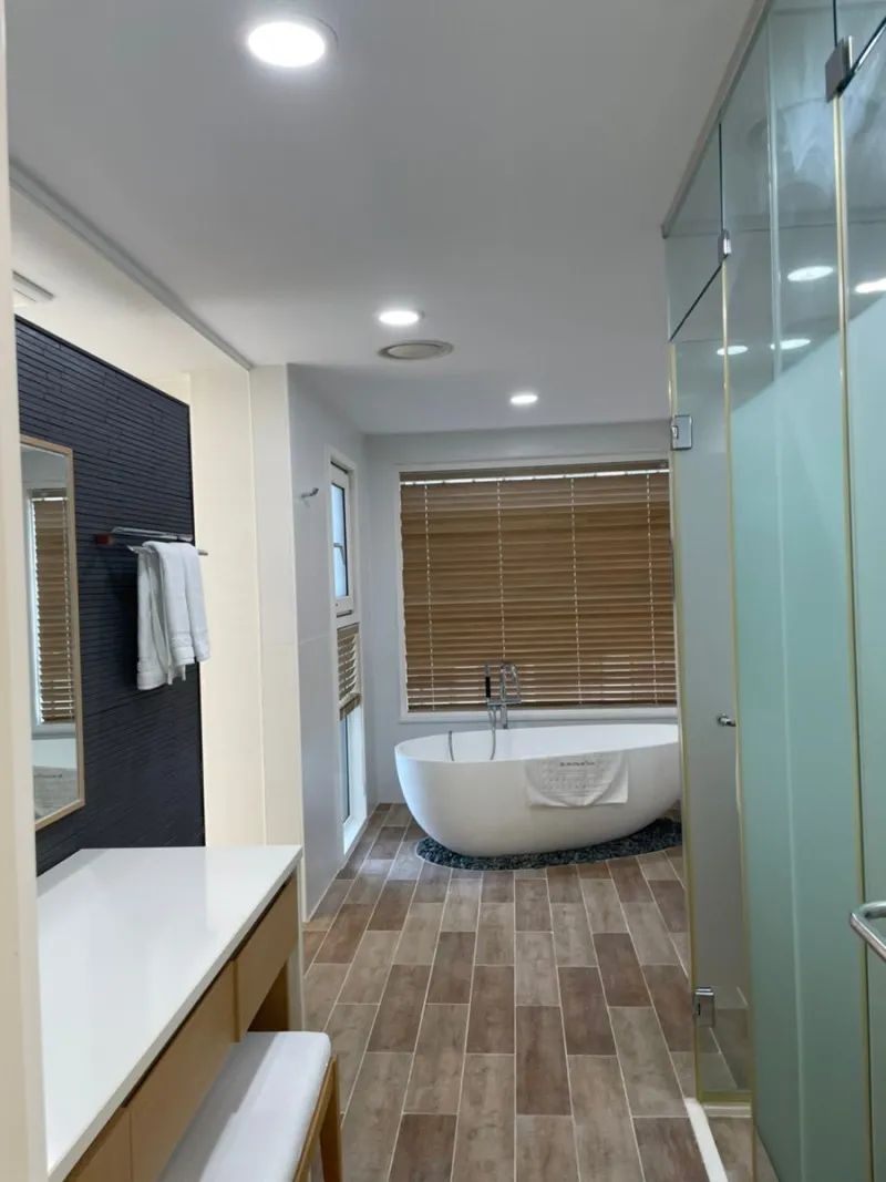 [Donghong-dong, Seogwipo][Jeju Seogwipo♡] 53 pyeong three-room resort #Free gym use 18