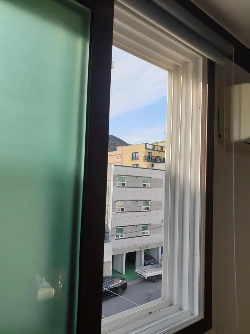 [Suyeong, Busan] 5 minutes walk from Mangmi Station, 3rd floor, 1st unit, Edenville, Gwangan-dong 33