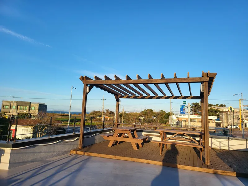 [Gujwa, Jeju] One-room stay (16 pyeong) in a quiet village with a view of the sea in Pyeongdae #102 48
