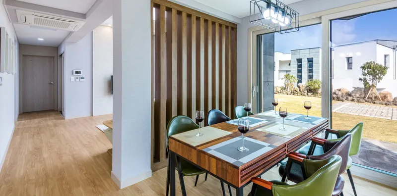 [Haean-dong, Jeju] Three-room independent house, mountain view, 50 pyeong #Pets allowed 16