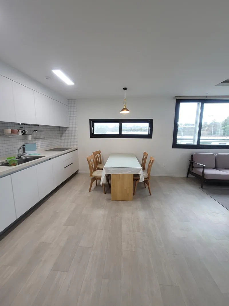 [Dodu 2-dong, Jeju] 2nd floor, two-room villa, newly built, 10 minutes walk from Jeju Airport 5