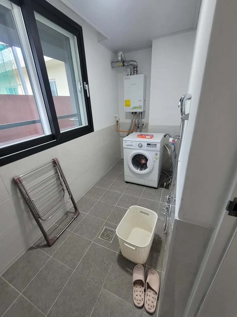 [Dodu 2-dong, Jeju] 2nd floor, two-room villa, newly built, 10 minutes walk from Jeju Airport 12