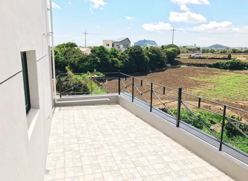 [제주 구좌] 12평 원룸 먼바다뷰 202호 #더블룸 #지미봉바로앞 6