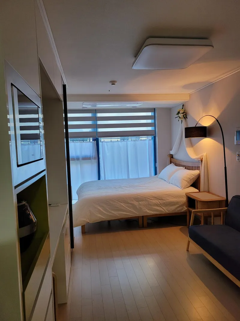 [Jungmun-dong, Seogwipo] Residence Hotel Type/Cooking Available/Dehumidifier Equipped/Near International Convention Center 2