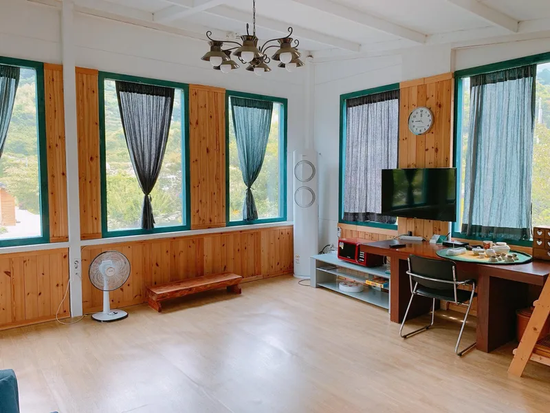 [Hadong] A detached one-room apartment in a mountain village in Jirisan, filled with the scent of plum blossoms 10