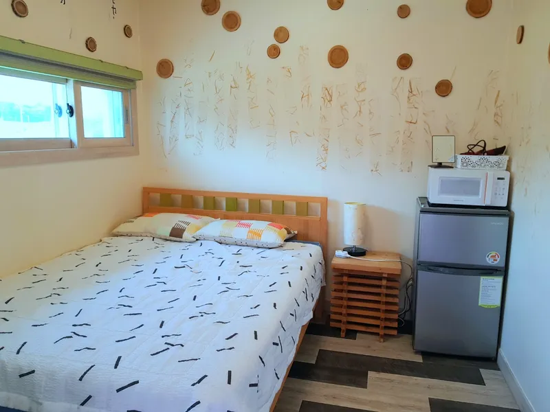[Jocheon, Jeju] Cost-effective one-room with a yard_Hallabongbang #No utility bills #No deposit 5