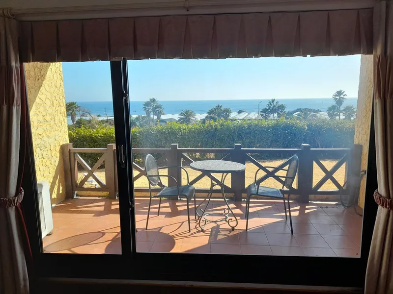 [Topyeong-dong, Seogwipo] #Breakfast #FreePet #StunningOceanView | Full Service 15