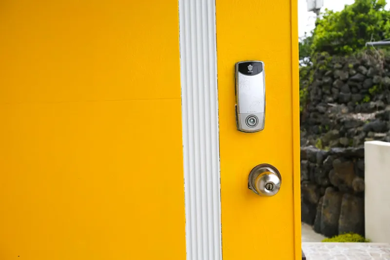 [Hallim, Jeju][Jeju Hyeopjae] Ocean view one-room house with a view of Geumneung sea #Biyangdo sunset #Yellow room 6