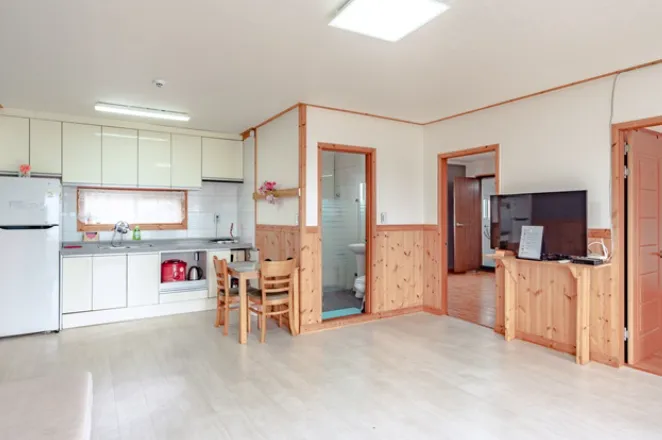 [Seongsan, Seogwipo] 28 pyeong two-room best room #Pets allowed #Large dogs allowed 7