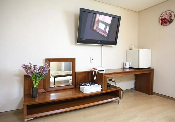 [Tongyeong] Ocean view two-room 307 located near Dala Park 10