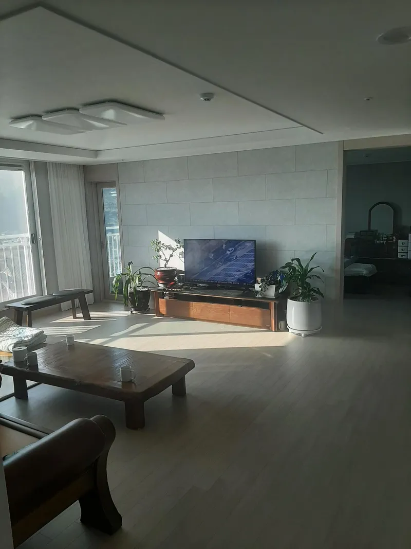 [전남 구례] 호텔급 편의 시설 구례읍 전체가 내려다보이는 34평 아파트 42
