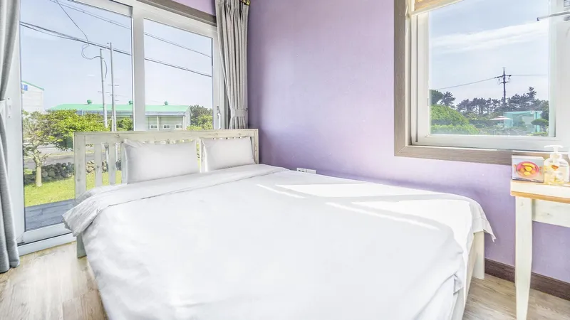 [Seongsan, Seogwipo] One-room stay with a lawn garden #Smile 2