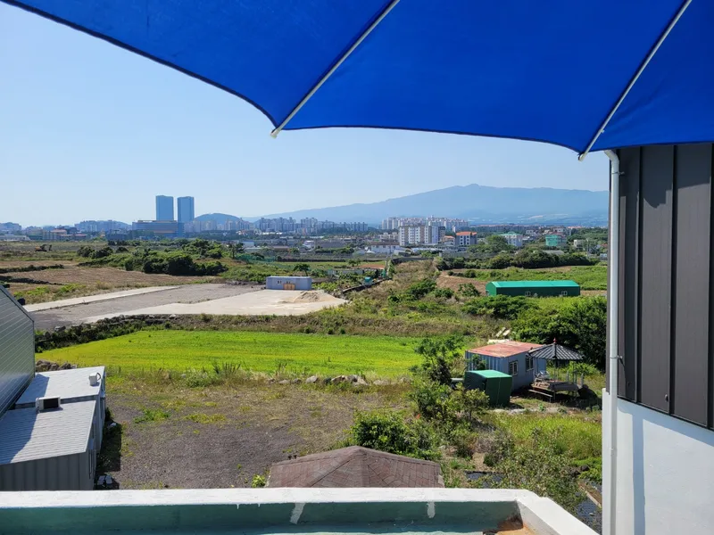 [Iho 1-dong, Jeju] One-room Hallasan view stay 205 near Jeju Airport #cost-effective 26