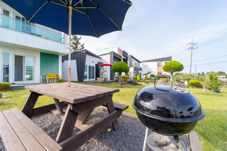 [Seongsan, Seogwipo] One-room stay with a lawn garden #Smile 8