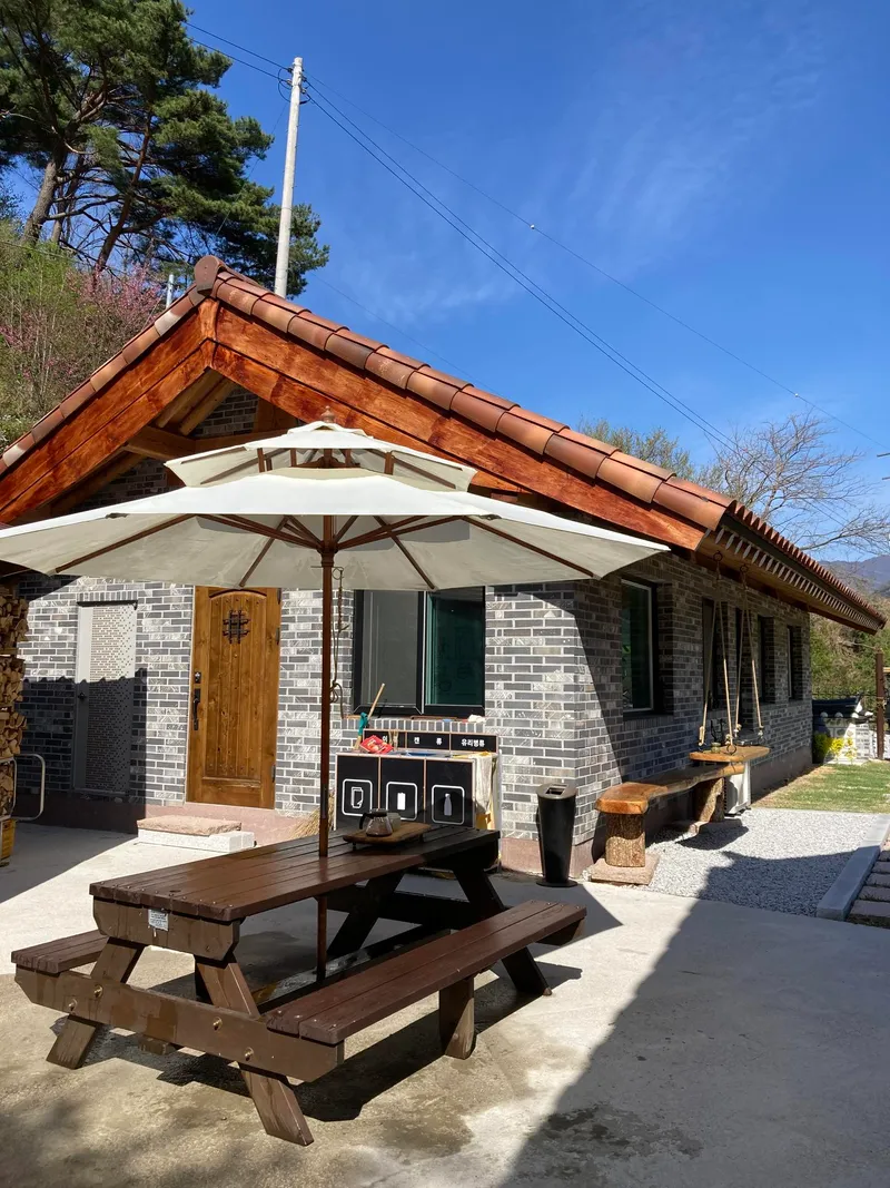 [Hamyang] Jirisan Byeoksoryeong_Two-room detached house with the charm of a Hanok in the countryside #yard 17