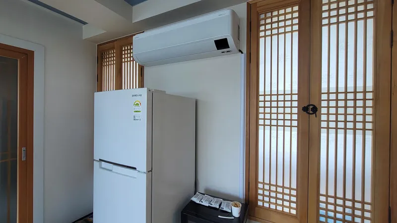 [Namwon, Seogwipo] 204, 2nd floor, wide window, cool view, 6 pyeong party room, Hanok style 37