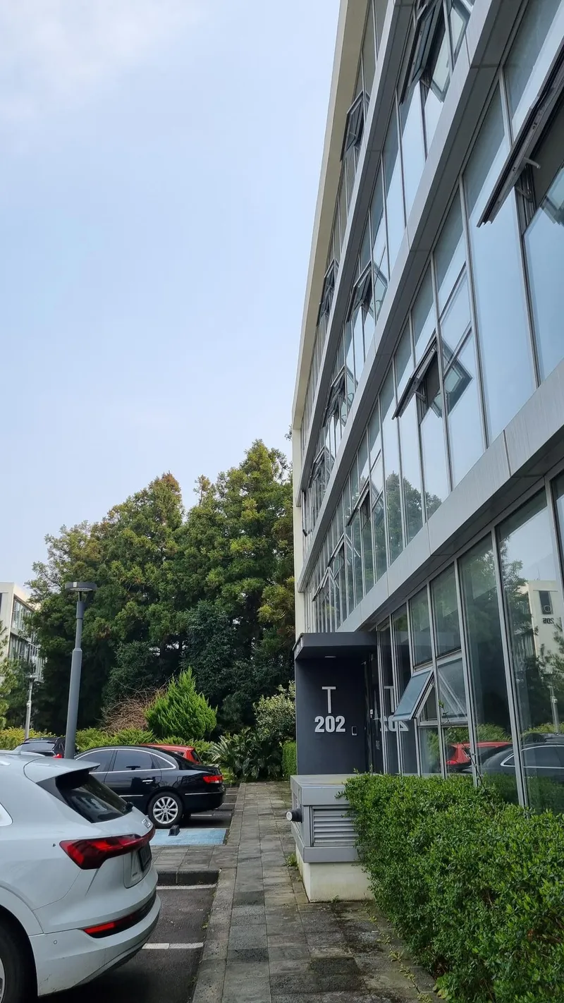 [서귀포 토평동] 호텔식 통창유리 테라스방 아늑한공간 트윈베드T3 27