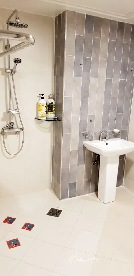 [Tongyeong] Ocean view two-room 307 located near Dala Park 14