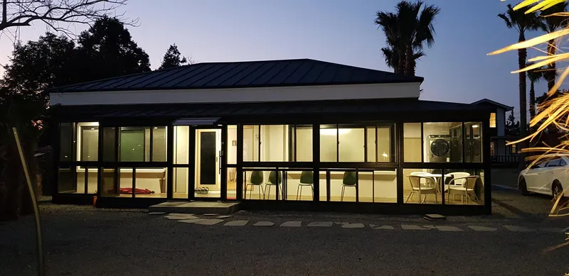 [Seongsan, Seogwipo] Two-room detached house with a large yard full of palm trees #BBQ 27