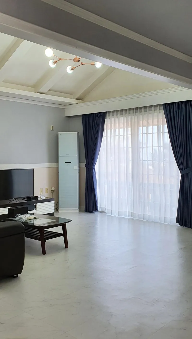 [Haean-dong, Jeju] 34 pyeong A two-room detached house in a 7-minute drive from downtown #Dogs allowed 4