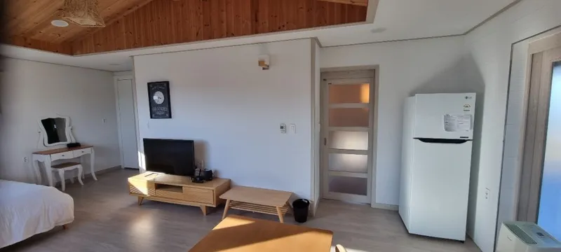 [제주 구좌] 돌담과잔디정원이예쁜 독채2층 전원주택(녹차) 21