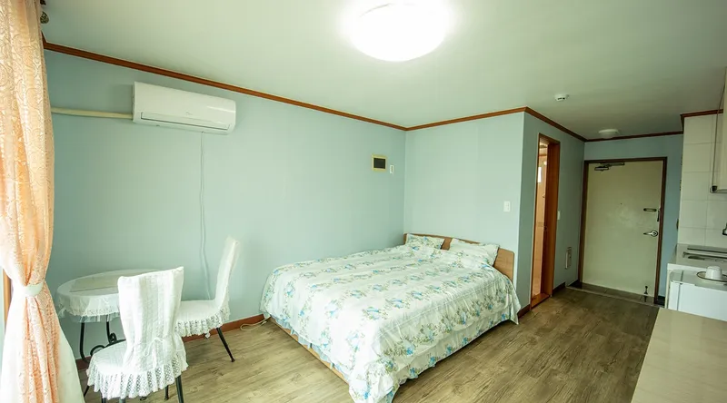 [제주 한림] 오션뷰 원룸 더블룸 E #협재해수욕장차로5분 4