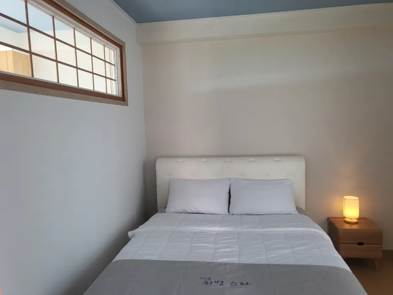 [Namwon, Seogwipo] 204, 2nd floor, wide window, cool view, 6 pyeong party room, Hanok style 38