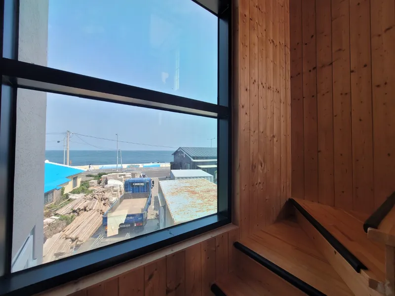 [제주 내도동] 몽돌해변앞쓰리룸2층독채#공항차로10분#가족펜션#환상옥상뷰 22