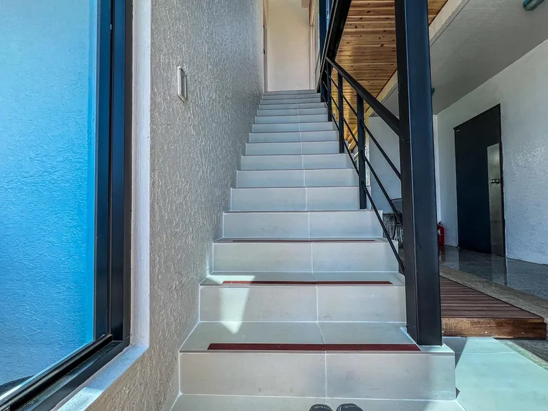 [Namwon, Seogwipo] 204, 2nd floor, wide window, cool view, 6 pyeong party room, Hanok style 62