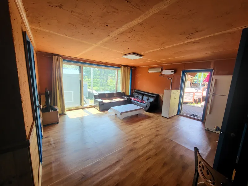 [Gapyeong] A 3-room group room in the heart of the city, nestled in a pine forest. #Pets allowed. #Shared laundry. 5