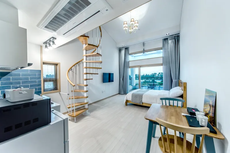 [Namwon, Seogwipo][Room 203] Spacious 2-person spa with cool view terrace and cool duplex 58