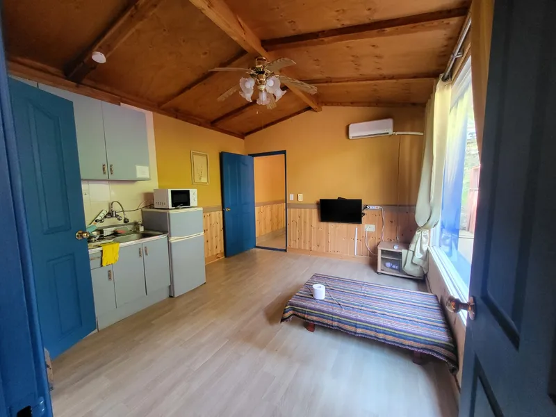 [Gapyeong] No. 4 in the pine forest, in the middle of the city #Pet #45 minutes from Jamsil #Public laundry 2