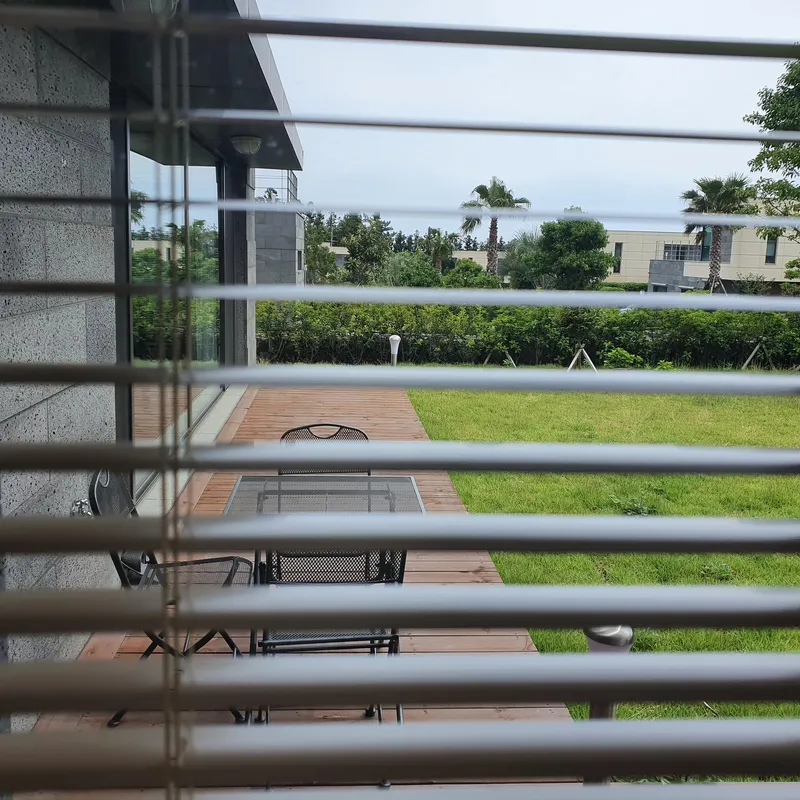 [서귀포 남원] 바람꽃하우스 #통유리로 즐기는 초록마당 프리미엄 복층독채 38