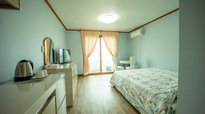 [제주 한림] 오션뷰 원룸 더블룸 E #협재해수욕장차로5분 10