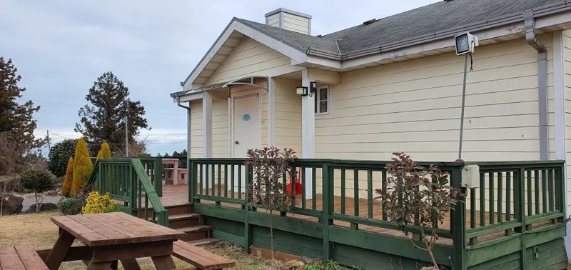 [Haean-dong, Jeju] 30 pyeong A two-room detached house in the countryside 7 minutes from the city center #Pets allowed 3
