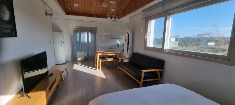[제주 구좌] 돌담과잔디정원이예쁜 독채2층 전원주택(녹차) 22