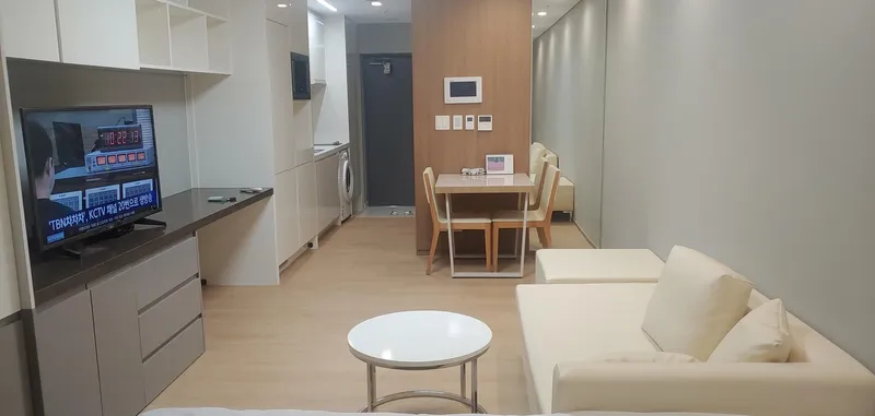 [Seongsan, Seogwipo] Spacious studio with a panoramic view of Seongsan Ilchulbong and the sea 25