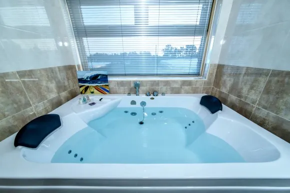 [Namwon, Seogwipo][Room 203] Spacious 2-person spa with cool view terrace and cool duplex 77