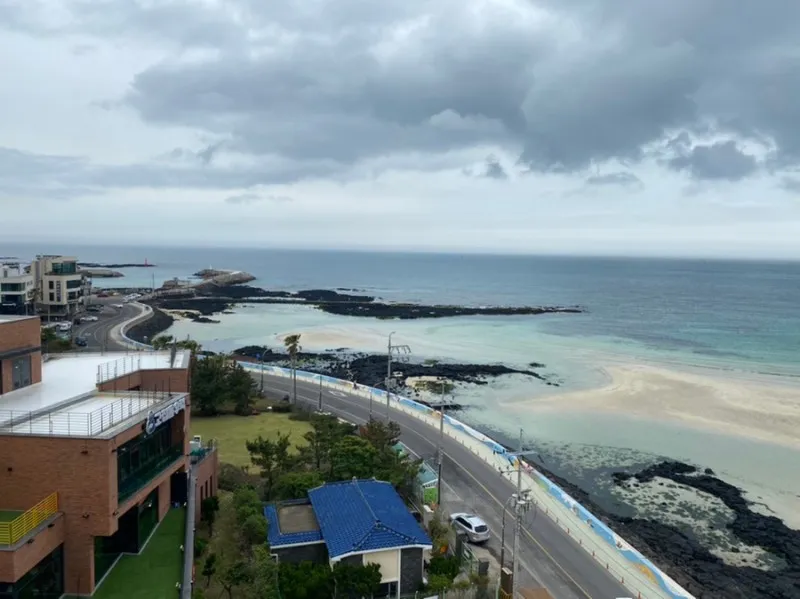 [Jocheon, Jeju] Right in front of Emerald Hamdeok Beach/Two Beds 25