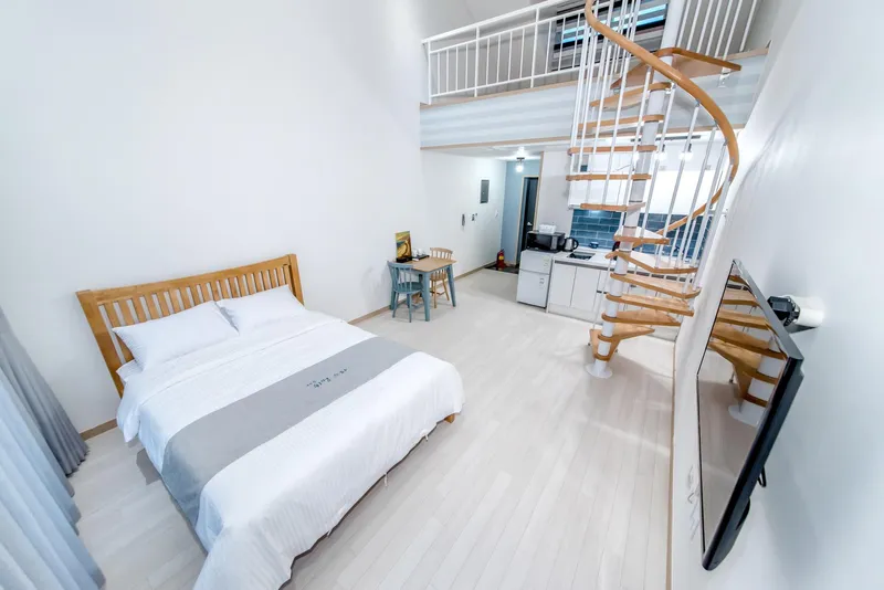 [Namwon, Seogwipo][Room 203] Spacious 2-person spa with cool view terrace and cool duplex 60