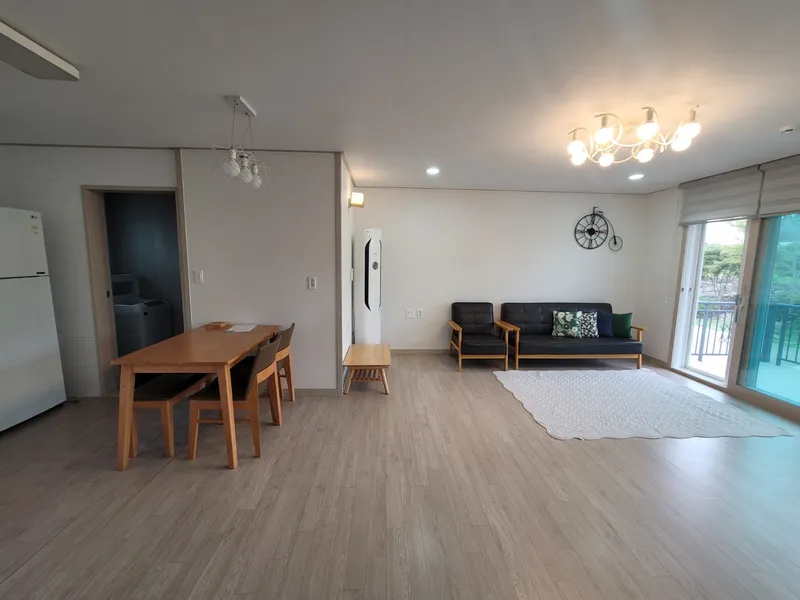 [Gujwa, Jeju] #Beautiful 2-story detached house with stone wall and lawn garden (Hydrangea) 42