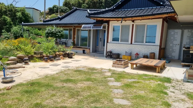 [Haenam] Healing in a detached Hanok house, the sea and wide fields of Haenam, the village at the end of the land 31
