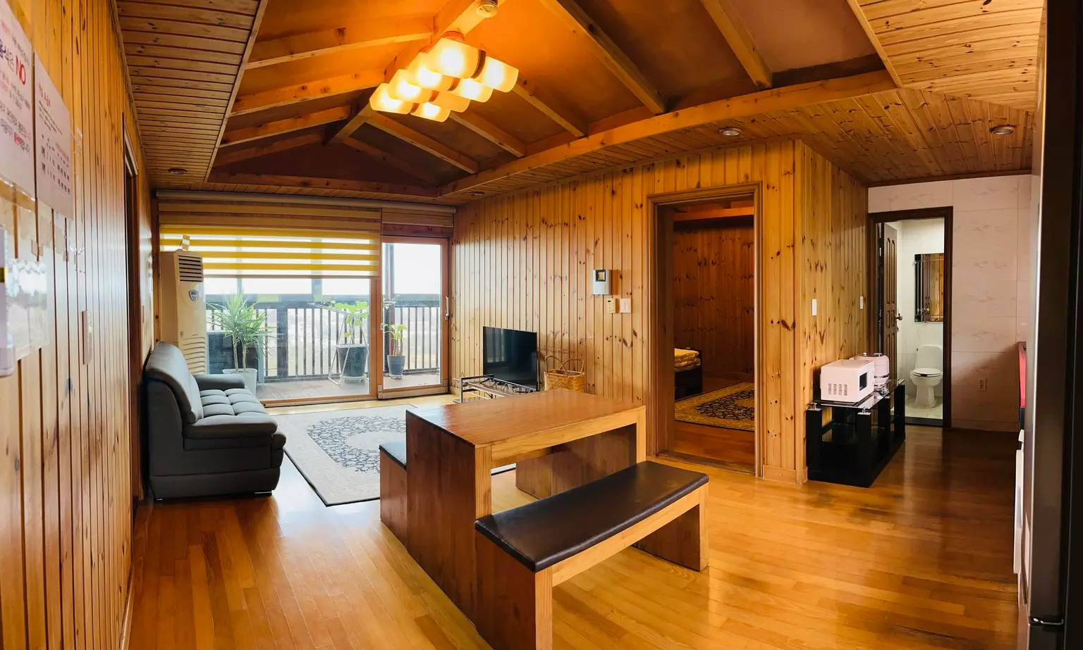 Jeju Aewol “Special price” Jeju Aewol, ocean view, full option, view restaurant 35 pyeong 302 - main image
