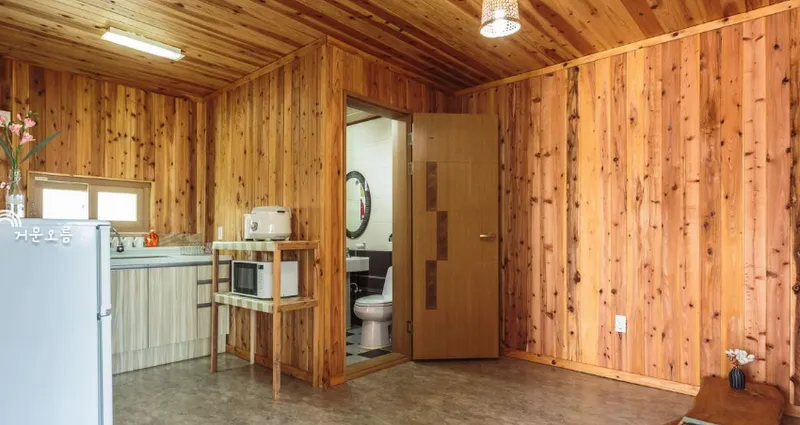 [Namwon, Seogwipo] Ocean View Two Room Cypress Tree Geomunoreum A 13